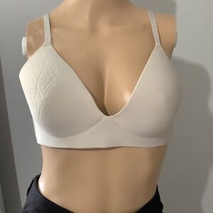 Vince Camuto Women's Wire-Free Soft Cup Bra